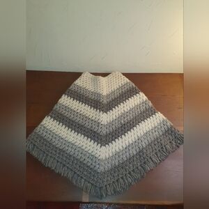 Vintage 70s Handmade Chevron Crochet Poncho in Gray and Cream